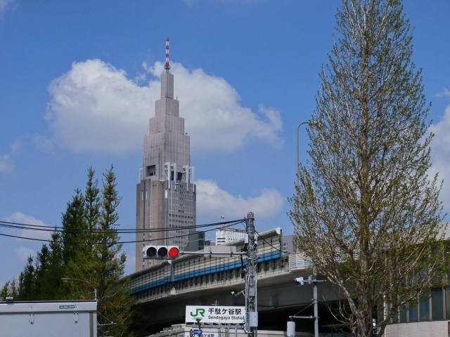 東京都渋谷区千駄ヶ谷は意外と住みやすい！交通の便がよく店も多い